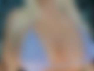 adrianna777's Live Sex Cam Show
