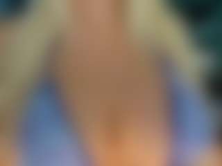 adrianna777's Live Sex Cam Show