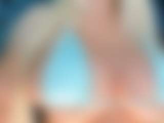 adrianna777's Live Sex Cam Show