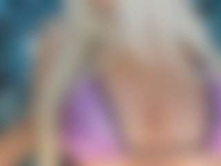 adrianna777's Live Sex Cam Show