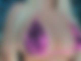 adrianna777's Live Sex Cam Show