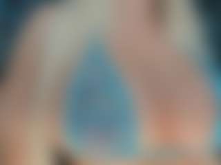adrianna777's Live Sex Cam Show