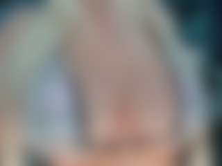 adrianna777's Live Sex Cam Show