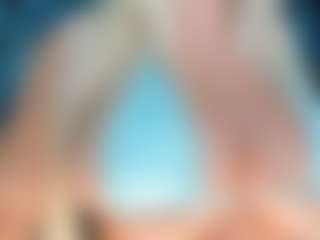 adrianna777's Live Sex Cam Show