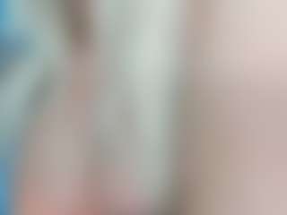 adrianna777's Live Sex Cam Show