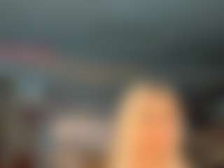 adrianna777's Live Sex Cam Show