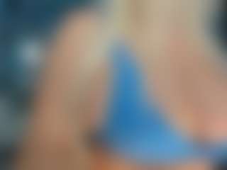 adrianna777's Live Sex Cam Show