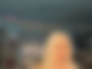 adrianna777's Live Sex Cam Show