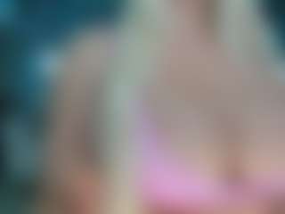 adrianna777's Live Sex Cam Show