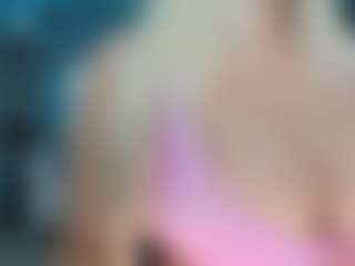 adrianna777's Live Sex Cam Show