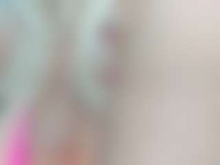 adrianna777のライブセックスチャットショー