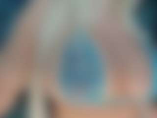 adrianna777's Live Sex Cam Show