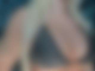 Show en direct avec adrianna777 - College MILF sur Camsoda