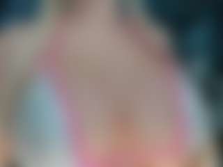 Live cam show with adrianna777 - Old on camgirlchat.live