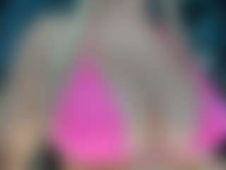 adrianna777's Live Sex Cam Show