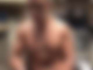 Bigman260's Live Sex Cam Show
