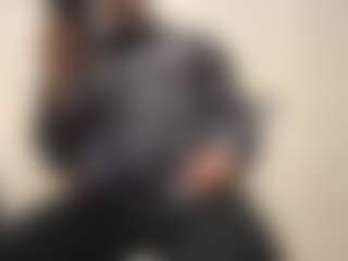 Bigman260's Live Sex Cam Show