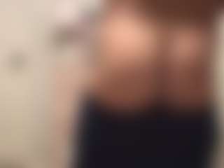 Bigman260's Live Sex Cam Show