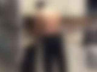 Bigman260's Live Sex Cam Show