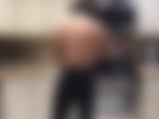 Bigman260's Live Sex Cam Show