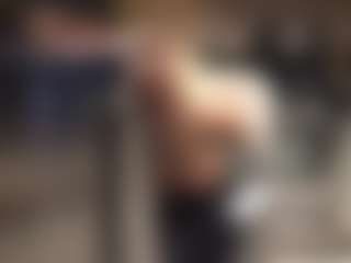 Bigman260's Live Sex Cam Show