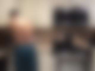Bigman260's Live Sex Cam Show