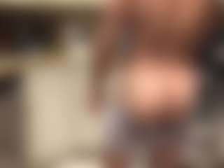 Bigman260's Live Sex Cam Show