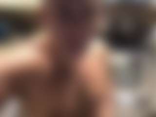Bigman260's Live Sex Cam Show