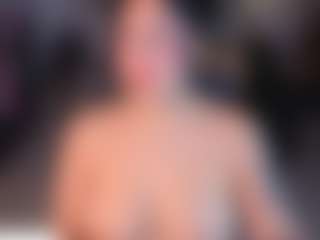 ivynaugthyqueen's Live Sex Cam Show