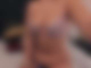 Live cam show with preciousailyn - Fuck on TeamSkeetLive