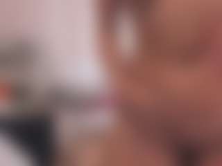 preciousailyn's Live Sex Cam Show
