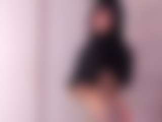 Live cam show with emiiily - Pretty on MyBangCams