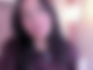 emiiily's Live Sex Cam Show