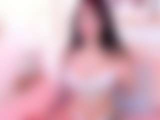 emiiily's Live Sex Cam Show