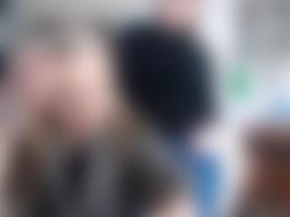HotBirdのライブセックスチャットショー