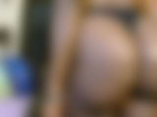 Live cam show with ItsMoeDuh - Bdsm MILF on https://playwithruby.com
