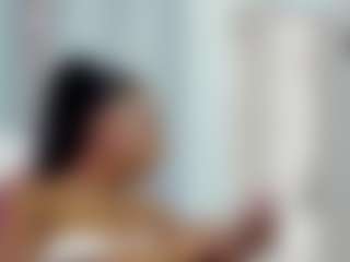 Live cam show with samantha - Cosplay MILF on Adult Interactions