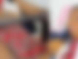 Live cam show with samantha - Ebony Teen (18+) on Milfs Live