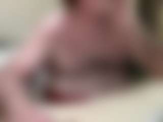 Live cam show with coach karl - Orgasm on Free Soda