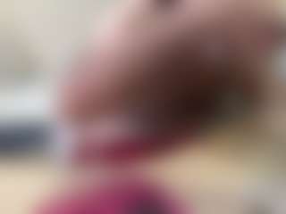 Live cam show with coach karl - No Smoking on Camming Site