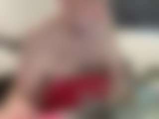 Live cam show with coach karl - Portuguese on liverealitysex.com
