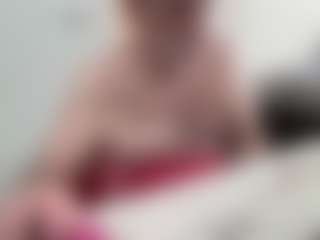 Live cam show with coach karl - Bedroom on Camsoda