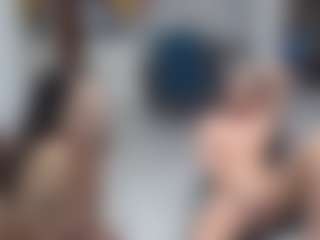 Dajla and Sophie and Dias Live-Sex-Cam-Show