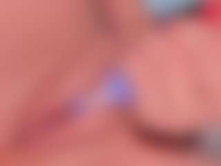 Live cam show with pump aniiee - Interactivetoy on chickslive.net