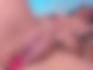 Live cam show with pump aniiee - Interactivetoy on liverealitysex.com