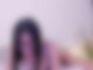 Live cam show with Soffy Watson - Fingerass on infinitiblacc.com