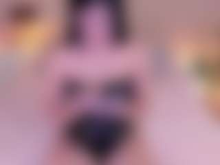 Live cam show with Soffy Watson - Plug on anonymated.com