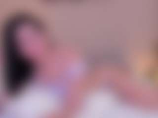 Live cam show with Soffy Watson - Plug on Streamer API