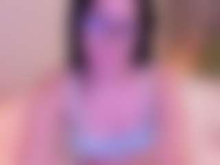 Live cam show with Soffy Watson - Fingerass on Lustler