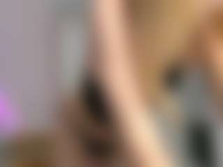Live cam show with hotcarolinexo - Tights on StripNow